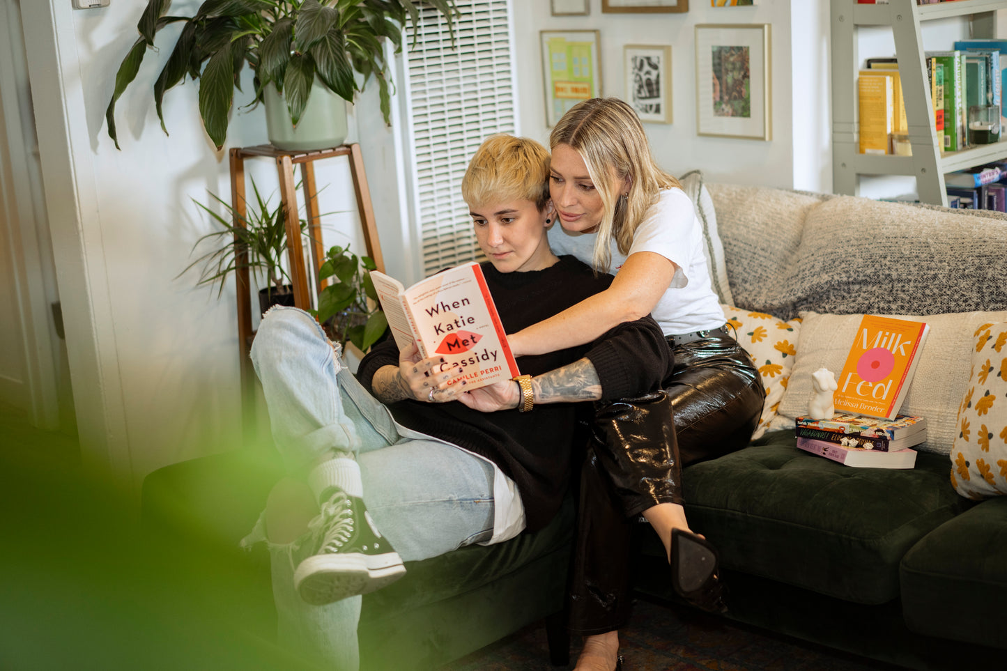 Sapphic Book Box - Retro Version